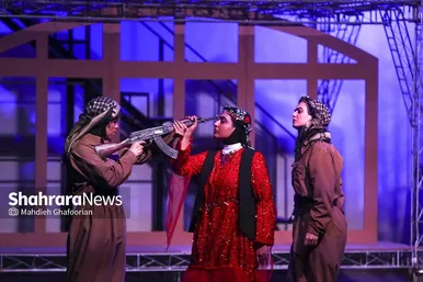 گزارش تصویری | نمایش «کاف، مثل کردستان»