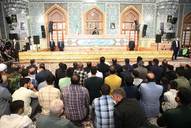 حضور و سخنرانی رهبر انقلاب در اجتماع زائران و مجاوران حرم مطهر رضوی