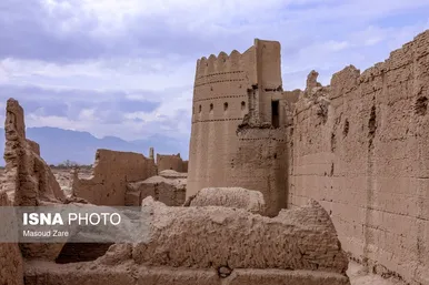 ایران زیباست | قلعه سریزد