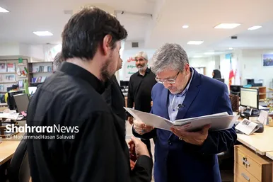 حضور شهردار مشهد در موسسه شهرآرا به مناسبت روز خبرنگار