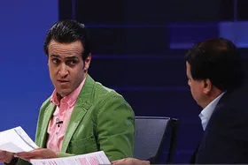 کپی&zwnj;کاری علی کریمی از روی دست شوکر؟| این فوتبال جادو می&zwnj;خواهد، نه مدیریت!