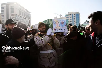 گزارش تصویری | تشییع پیکرهای مطهر ۴ شهید مرزبانی و دفاع مقدس در مشهد (۷ بهمن ۱۴۰۳)