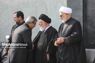 گزارش تصویری | عزاداری شهادت رهبر معظم انقلاب اسلامی، در حرم امام‌رضا(ع) - ۱