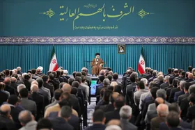 رهبر معظم انقلاب: مهم&zwnj;ترین وظیفه دولت بهبود فضای کسب&zwnj;و&zwnj;کار و برطرف&zwnj;کردن موانع آن است + فیلم