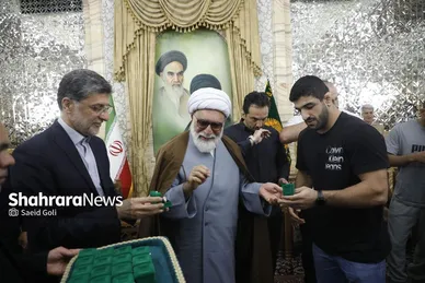 گزارش تصویری | دیدار اعضای تیم‌های ملی کشتی آزاد و فرنگی با تولیت آستان قدس رضوی
