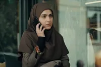 زینب رفیعی بازیگر نقش نورا در سریال رخنه کیست؟