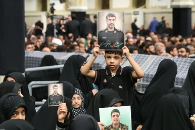 گزارش تصویری | سخنرانی رهبر معظم انقلاب در مراسم عزاداری شهادت امام رضا(ع)