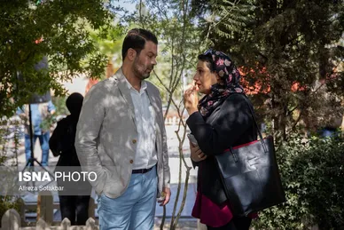 عکس‌هایی از حضور جمعی از سینماگران در قطعه هنرمندان