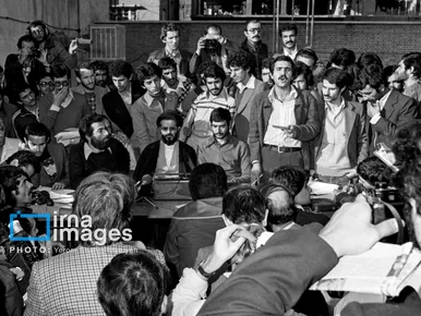 عکس‌هایی از ۱۳ آبان ۱۳۵۸