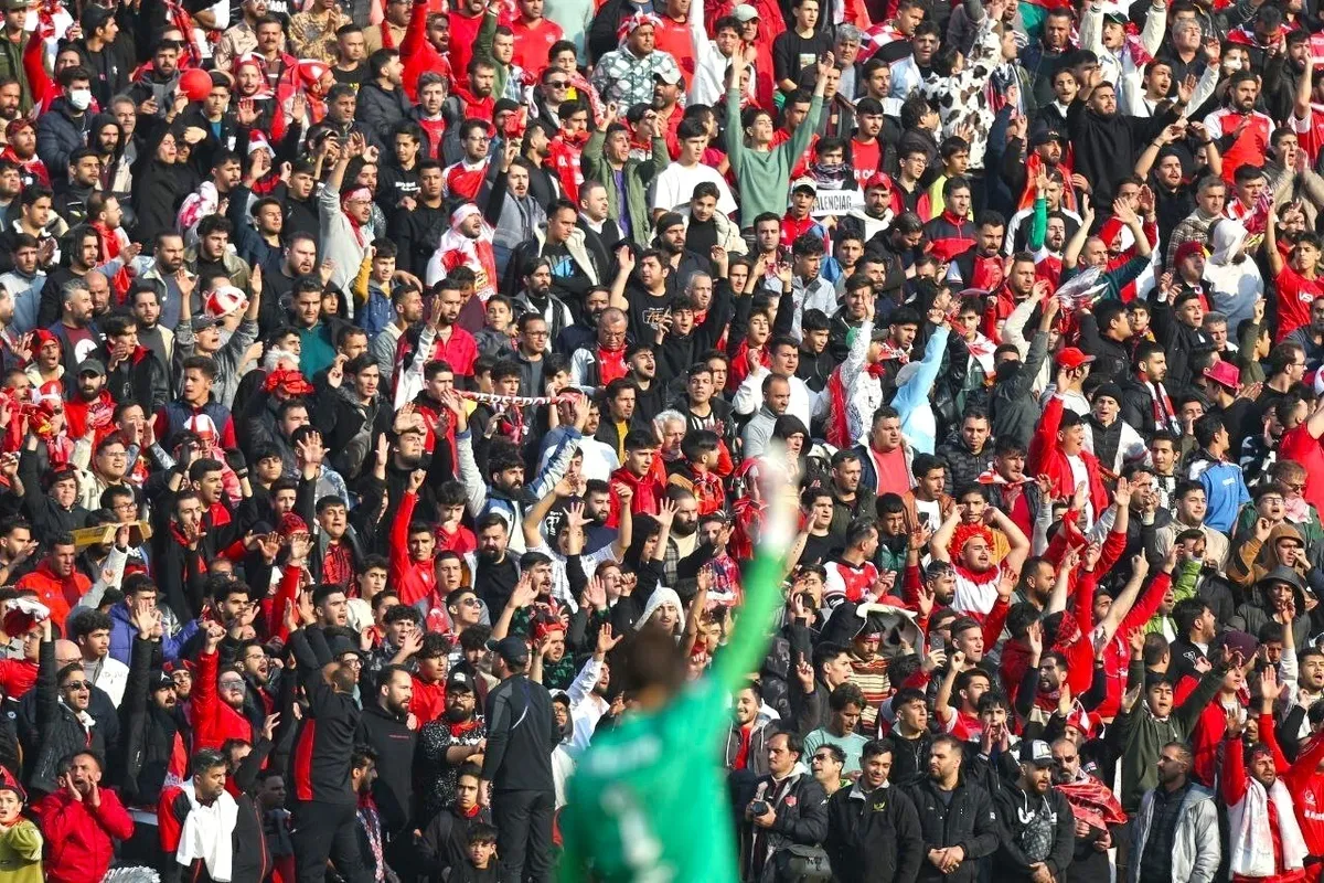 تراکتور-پرسپولیس با ۵۰ هزار تماشاگر