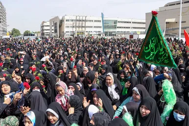 گلباران حرم مطهر رضوی
