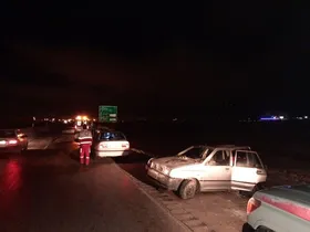 تصادف زنجیره&zwnj;ای در محور چناران به قوچان 5 مصدوم برجای گذاشت