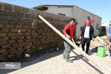 امداد‌رسانی آتش‌نشانان مشهد به مناطق سیل‌زده کنارک