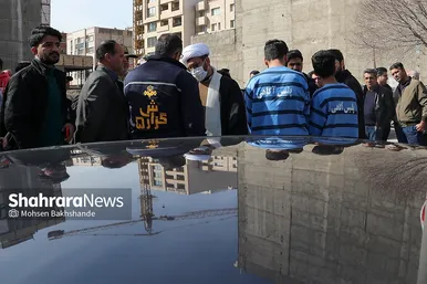 دستگیری باند موبایل قاپی در مشهد