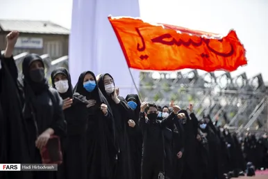 عزاداری و نماز ظهر عاشورا میدان امام حسین(ع) تهران