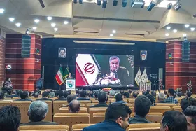 جشنواره نان در تنور حاشیه