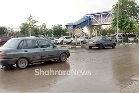 آبگرفتگی شدید در بلوار نماز و سیدی | گرفتار شدن چند دستگاه خودرو در آبگرفتگی میدان انقلاب مشهد (۲۶ اردیبهشت ۱۴۰۳)