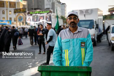 گزارش تصویری | خادمان فیروزه‌ای اربعین حسینی در نجف اشرف