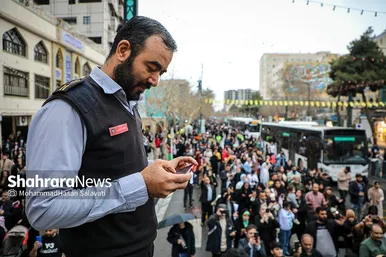 تحویل سال ۱۴۰۳ در حرم مطهر امام رضا (ع) و خیابان‌های منتهی به حرم