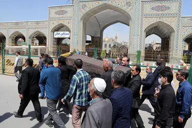 مراسم تشییع حاج فضل‌الله برهانی در حرم مطهر رضوی