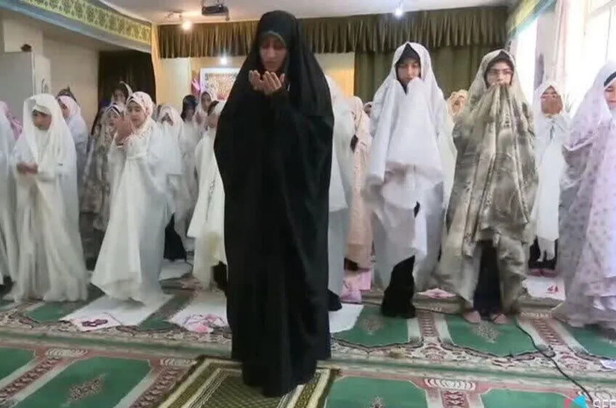 پدیده امامت زنان در نمازجماعت، نمادی از تحول در گفتمان زن مسلمان