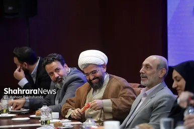 گزارش تصویری | مراسم تجلیل شهرداری از افتخارآفرینان فوتبال پایه مشهد در کشور