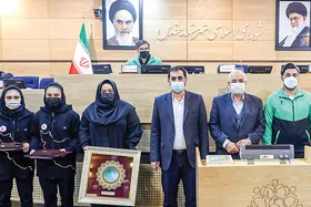 قدردانی از خواهران تاریخ&zwnj;ساز وزنه&zwnj;برداری ایران در شورای شهر مشهد