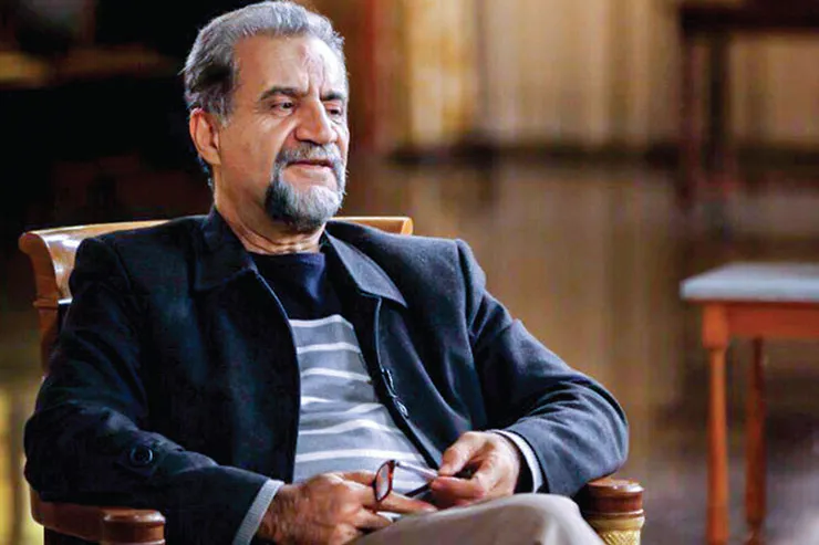 ادبیات تعلیمی فقط قشر کم‌سواد را راضی می‌کند