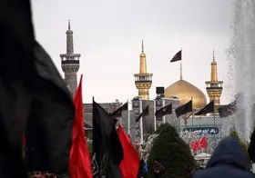 حرم مطهر حضرت رضا (ع) سیاهپوش شد