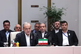 پزشکیان در شانگهای پلاس: جهان چندقطبی نباید به انتقال هژمونی از یک قدرت به قدرت دیگر منجر شود