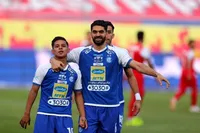 علی کریمی به ایران برگشت