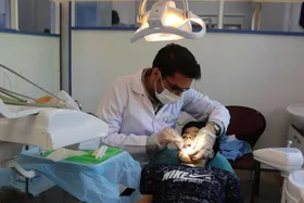 تاکید وزیر بهداشت بر ضرورت تقویت پوشش بیمه&zwnj;ای خدمات دندانپزشکی
