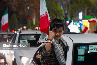 گزارش تصویری | سی‌وچهارمین خروش شبانه مشهدی‌ها در حمایت از نیروهای مسلح