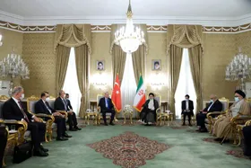 مذاکرات فشرده اردوغان و رئیسی پشت در&zwnj;های بسته