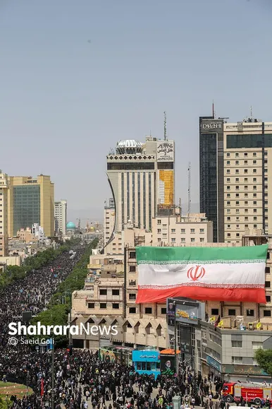 مشهد در ماتم رئیس جمهور شهید (۱)