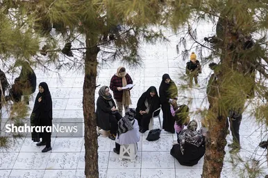 آیین چراغ برات در آرامگاه خواجه ربیع