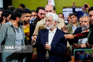 عکس‌هایی از پزشکیان و جلیلی پای صندوق رای در مرحله دوم انتخابات