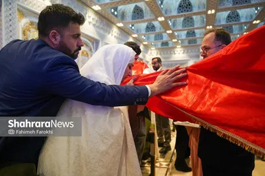 گزارش تصویری | جشن ازدواج ۲۱۰ بسیجی از سراسر کشور در حرم امام‌رضا(ع)