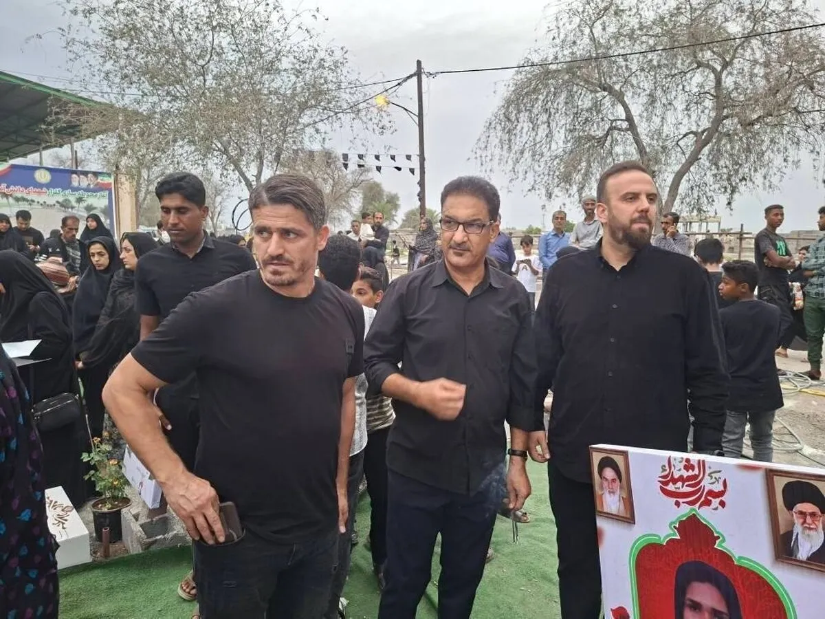 وریا غفوری با مسئولان استقلال در میناب