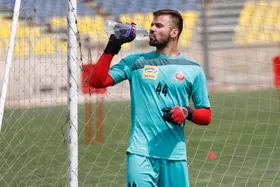 دروازه&zwnj;بان پرسپولیس به ایران بر&zwnj;می&zwnj;گردد