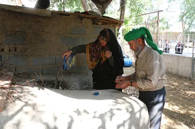 عطر بی مانند نان تنوری