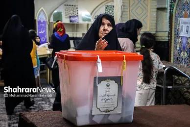 عکس‌هایی از مرحله دوم انتخابات چهاردهمین دوره ریاست‌جمهوری در مشهد (۶)