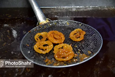 کارگاه پخت زولبیا و بامیه