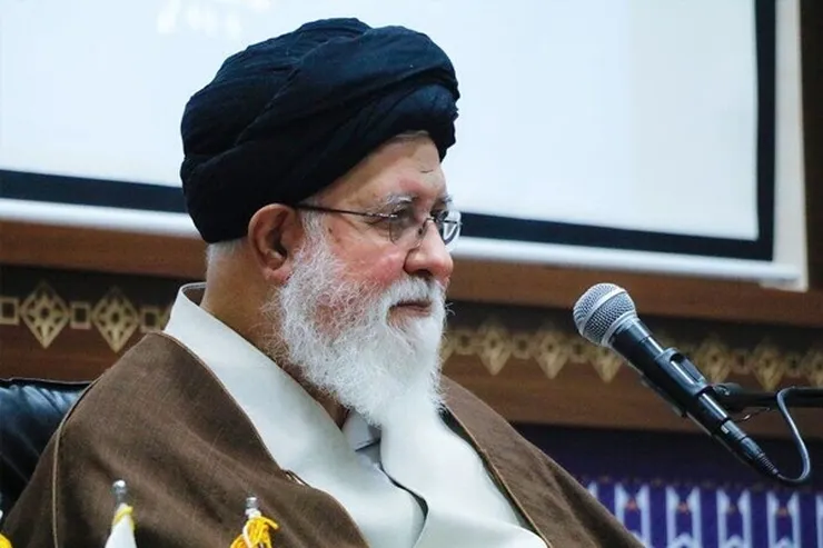 هوشیاری در برابر دشمن، لازمه نفوذناپذیری محتوای فقهی و علمی حوزه‌های علمیه