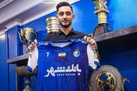 مهاجم سابق پرسپولیس به استقلال پیوست | یاغی جدید معرفی شد