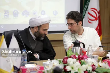 آیین معرفی برگزیدگان هجدهمین دوره انتخاب کتاب سال خراسان رضوی