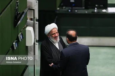 عکس‌هایی از آغاز مجلس دوازدهم توسط هیئت رئیسه سنی