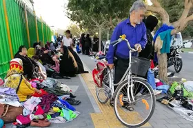آشفته&zwnj;بازار دست&zwnj;فروشان مقابل آرامگاه خواجه&zwnj;ربیع سامان می&zwnj;یابد؟