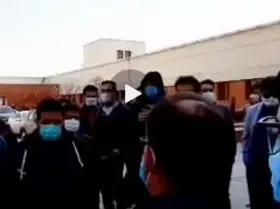 صحبت&zwnj;های نسرین مقانلو با علی کریمی در خصوص وضعیت علی انصاریان + فیلم