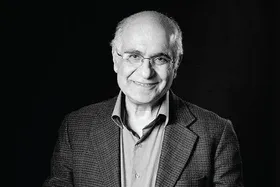 افشین شحنه&zwnj;تبار، ناشر آثار هوشنگ مرادی کرمانی در خارج از کشور، از او و آثارش می&zwnj;گوید